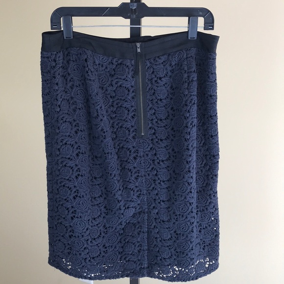 Classiques Enrier Women’s Skirt. Size 10 - Picture 3 of 4